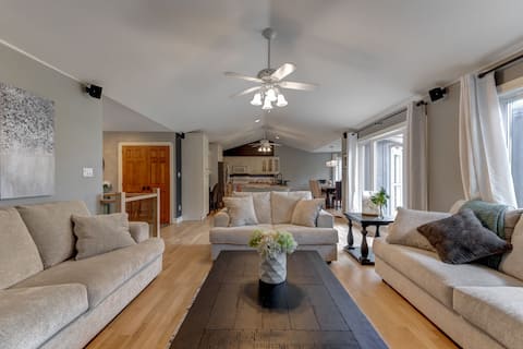 Top performing Airbnb: 8BR Lakefront Retreat/ Sleeps 16 / 2 Hot tubs in Selwyn