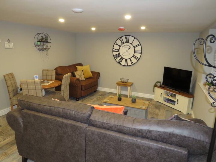 The Feed Room 2 Bed Mews Cottage 1 Mile From Beach - Bridlington