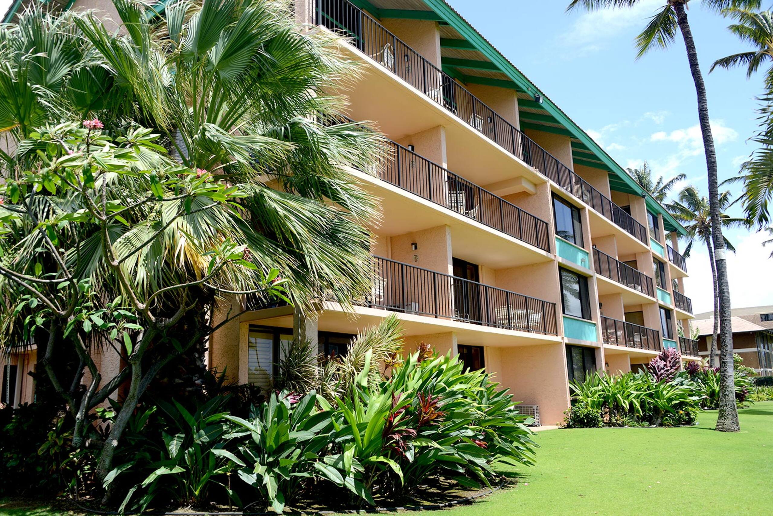 Condo in Kihei · ★5.0 · 2 bedrooms · 3 beds · 2 private baths - Image 25