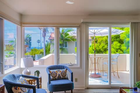 Successful Airbnb property: Mindful Cottage with peek Ocean Views in Del Mar