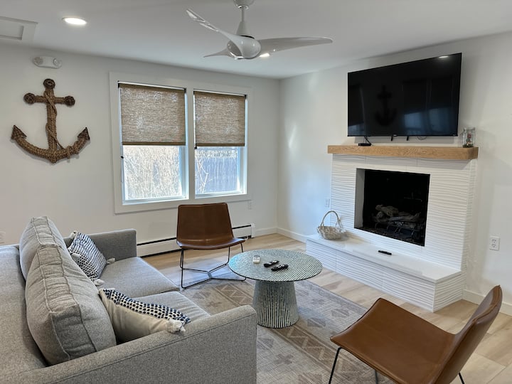 Cozy 2 Bedroom Apartment At Ocean Walk - Narragansett, RI