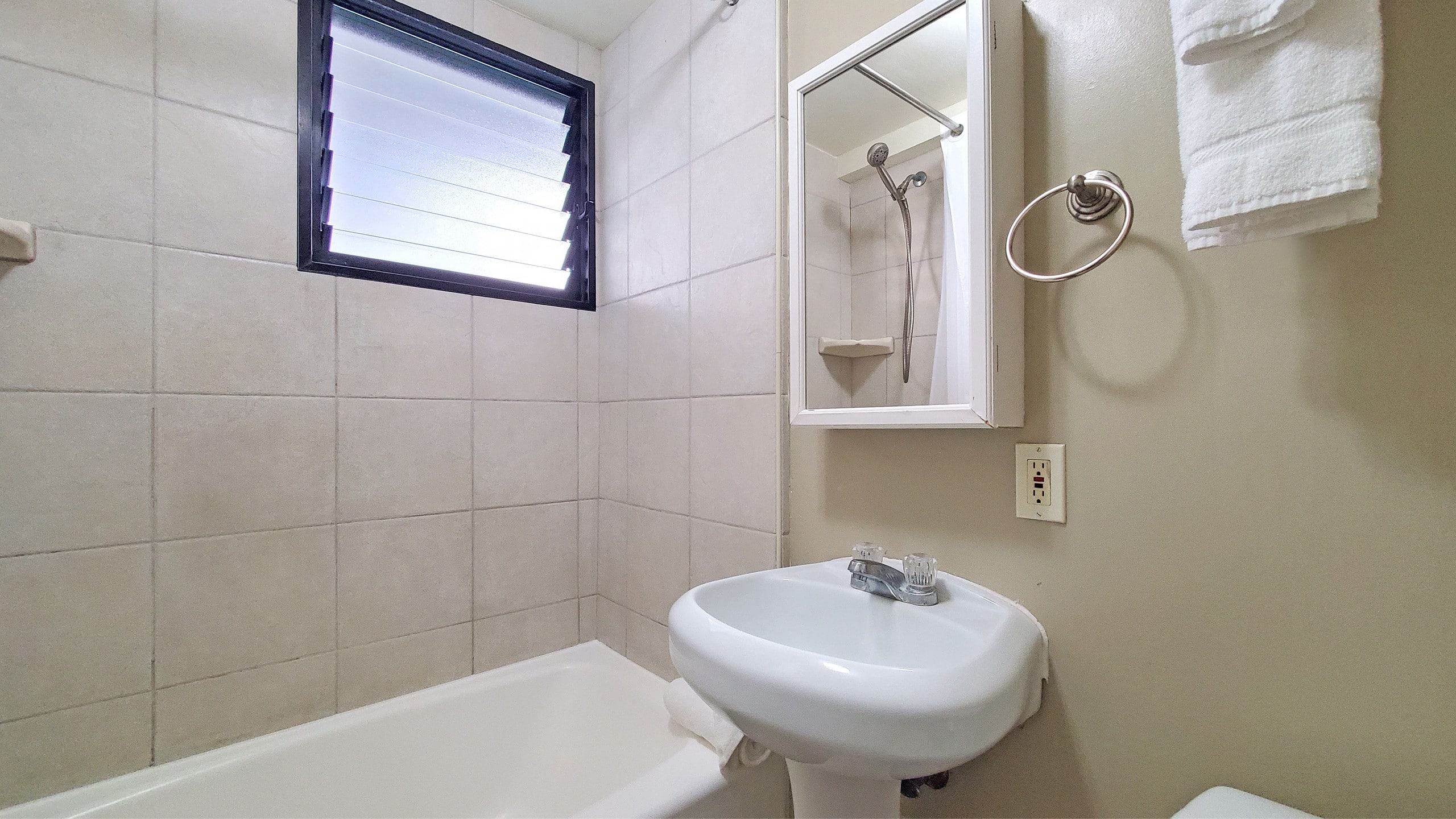 WG 218 Delightful Studio on Lemon Road - Image 11
