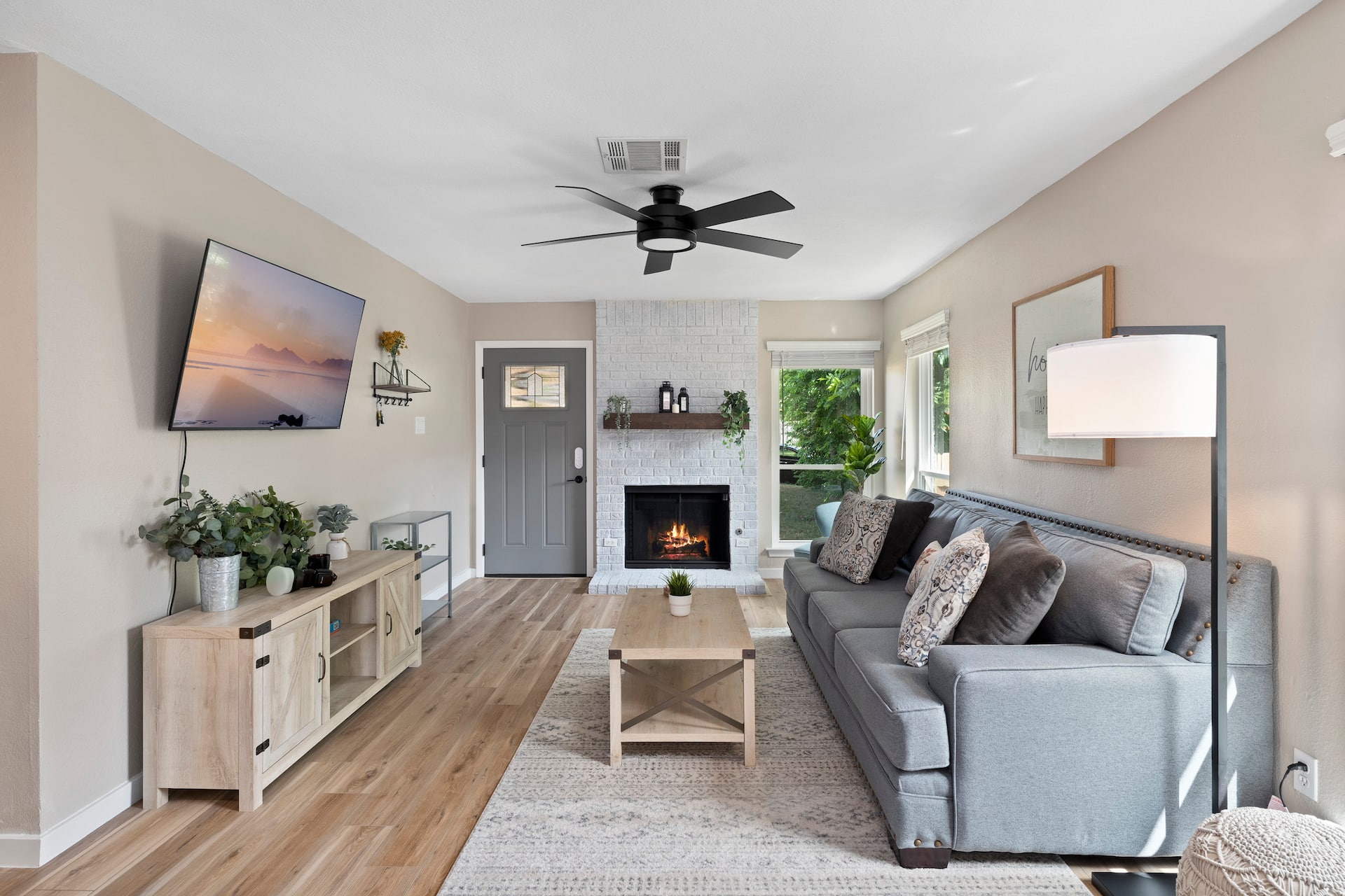 South Austin 2BR|King|Yard|Close to DT/Airport