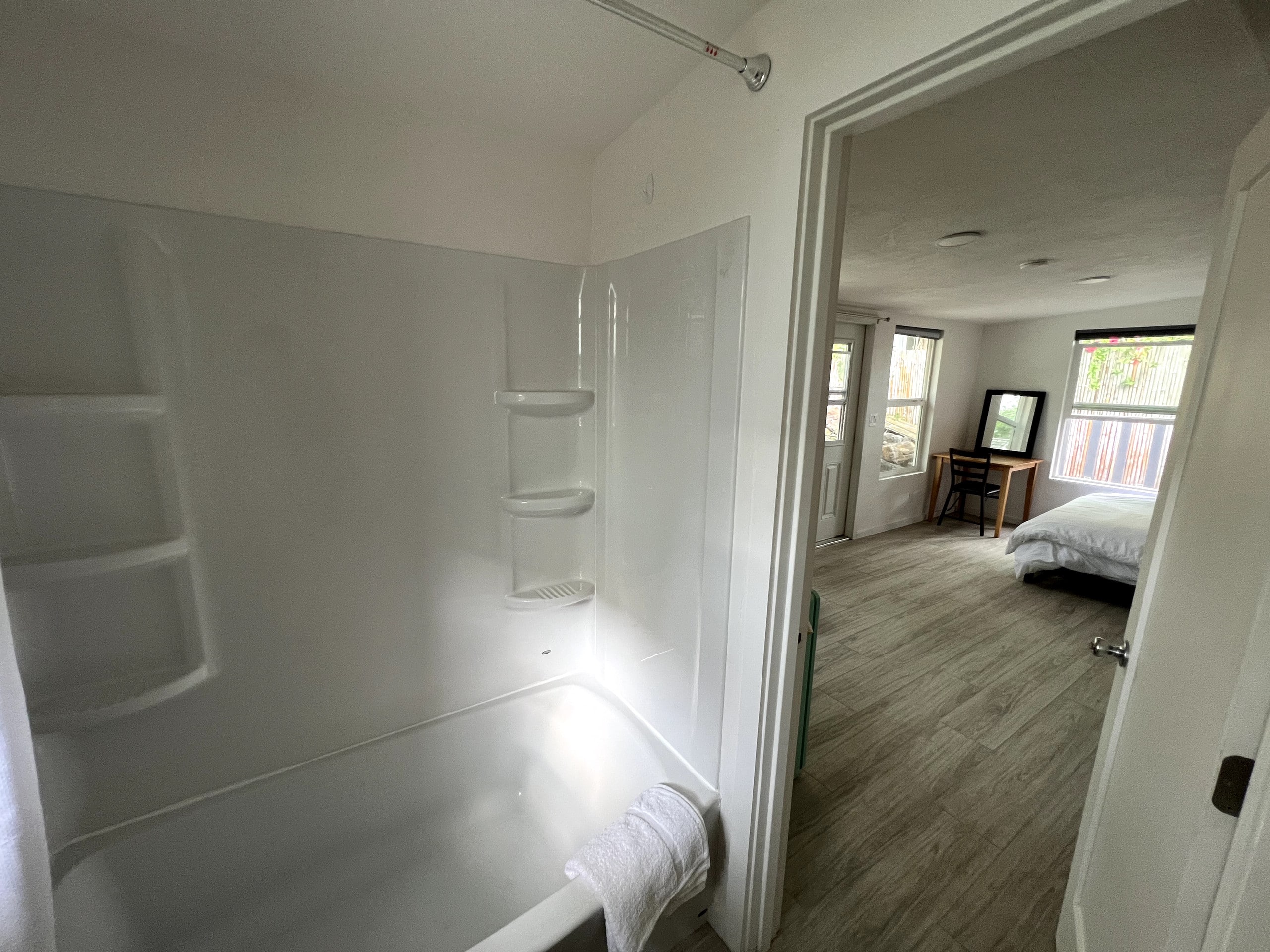 Quiet spacious guest studio 2 min from the ocean - Photo 16