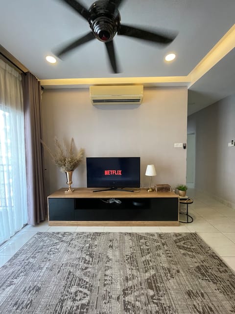Lovely 4 bedroom with 72 facilities (BSP 21)