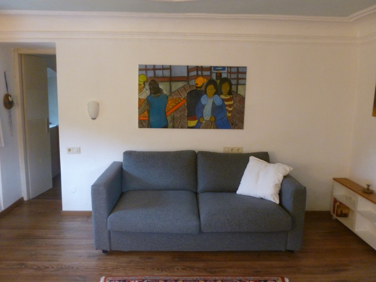 Top Airbnb: Small Apartmt. in Histor. Farmhouse in Traunstein