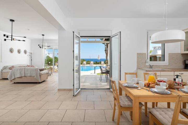 Villa Melodia, 4 Bedroom Villa with Private Pool gallery image 5