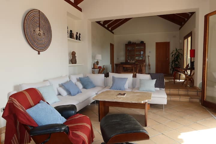 Casa Familiar En Un Ambiente Tranquilo - Algeciras