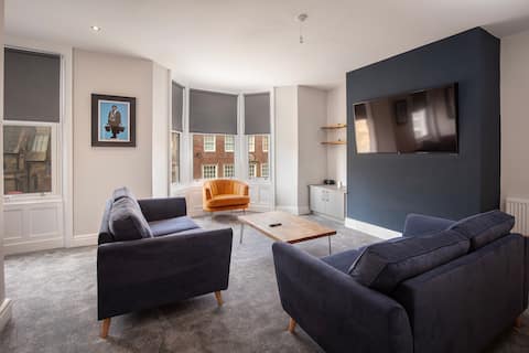 Talbot Square 2 bedroom Apt central Blackpool