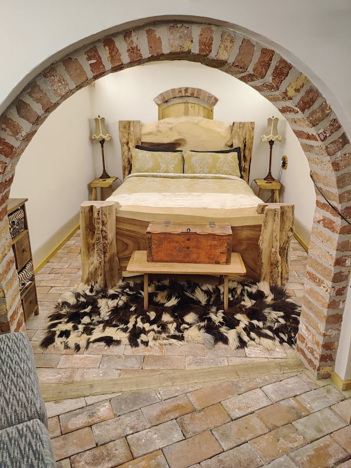 غرفة النوم الرئيسية