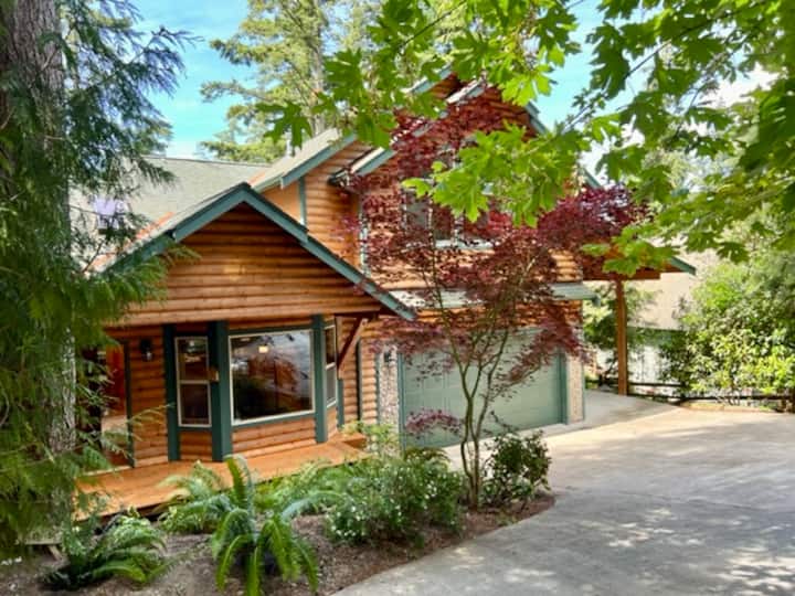 Lake Lake House Vacation Rentals Washington, United States