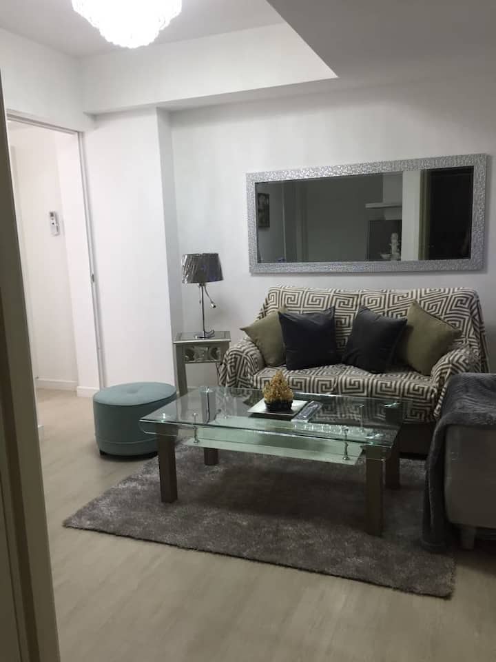 2 BR LOWER PENTHOUSE BEACH VIEW Condominiums for Rent in Parañaque