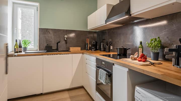 FLAIR: stylisches Apartment - Netflix - BASF - Uni