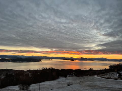 Cozy older house in scenic surroundings