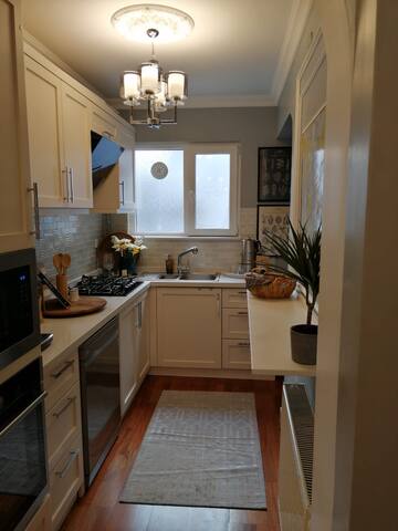 Stylish Luxury Flat gallery image 4