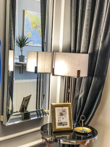 Stylish Luxury Flat gallery image 5