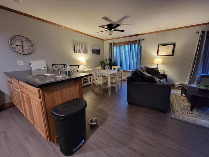 10 Best Airbnb Vacation Rentals Near Chautauqua Lake, New York Trip101