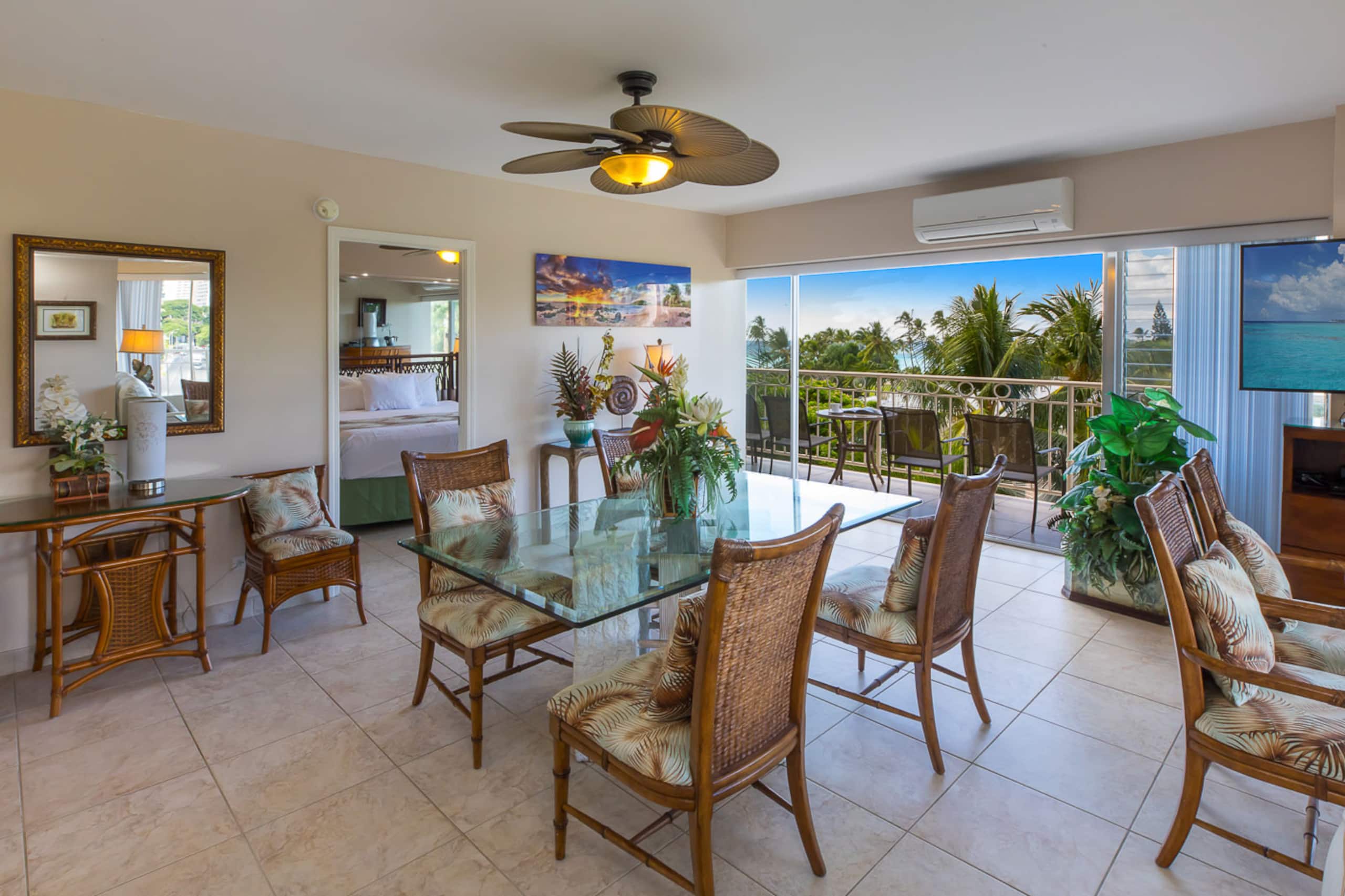 Waikiki Unit 518 ocean view 2B/2B*Summer Special!* - Image 6