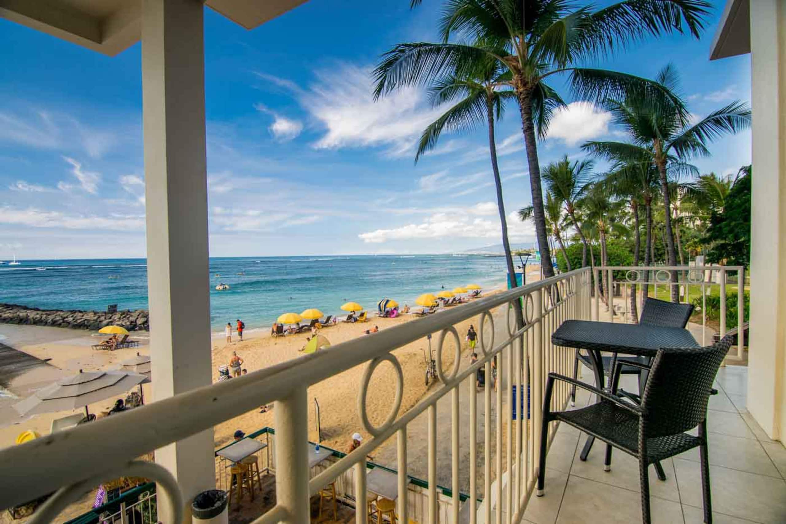 Waikiki Unit 202 Oceanfront *Summer Special!* - Image 3