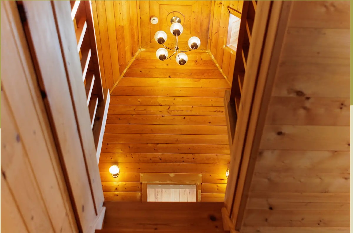 2F חדר שינה 1 חדר (לופט) יהיה חם בקיץ, אז אנא השתמשו בצידנית