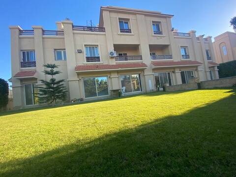 Cheerful and quite 4 bedrooms Villa with pool