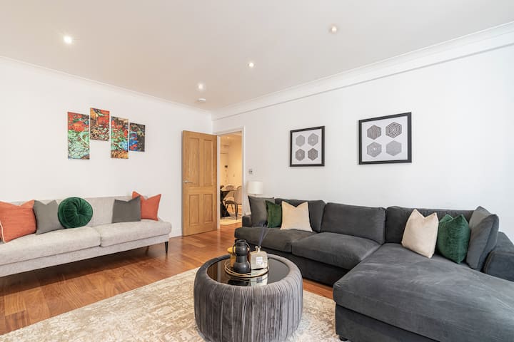Beautiful 2 bed 1 bath Paddington/ Bayswater Zone1