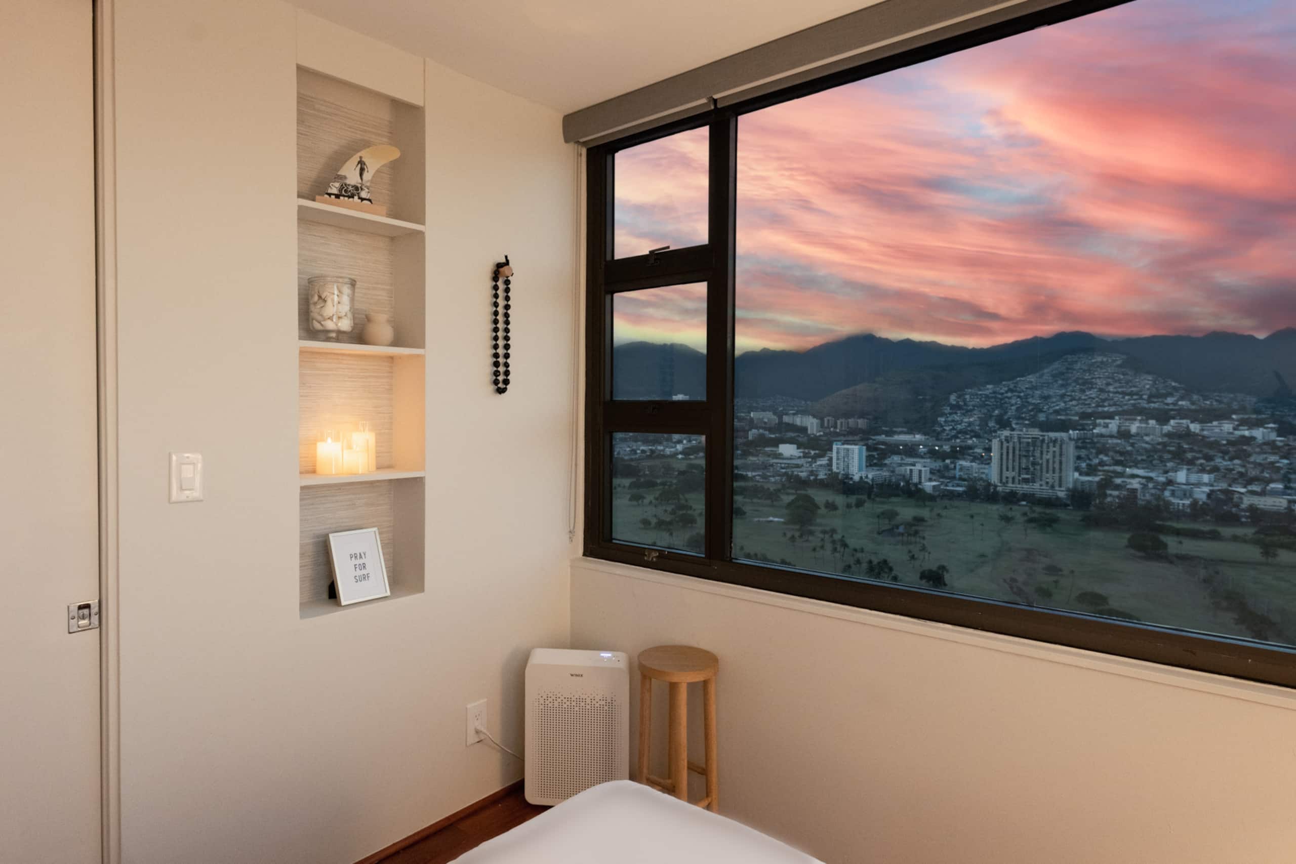 Condo in Honolulu · ★4.98 · 1 bedroom · 1 bed · 1 private bath - Image 24