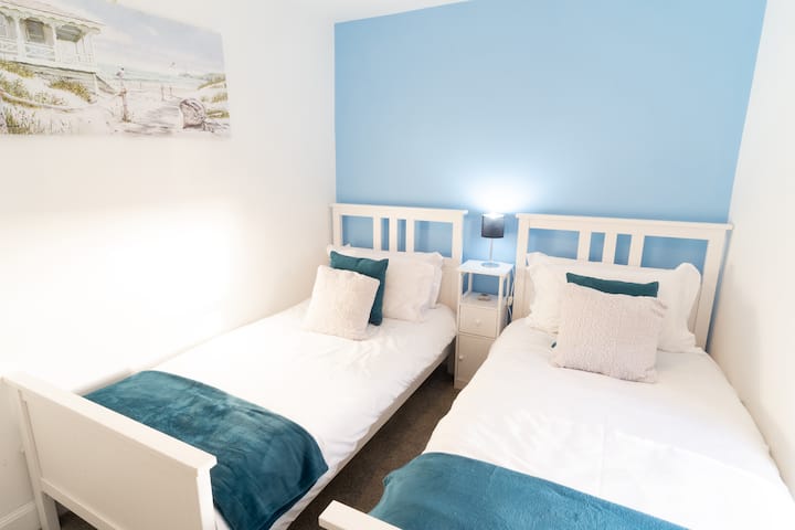 Twin bedroom.