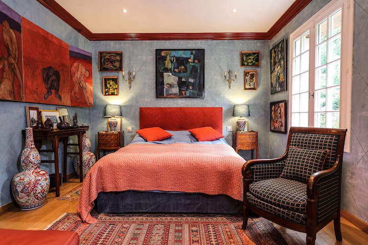 ლურჯი ოთახი