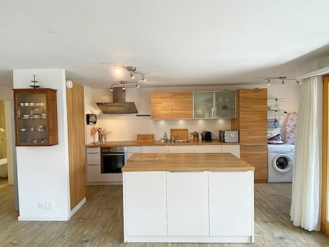 Ski & Kite, central, modern, 80m2, balcony - MU11