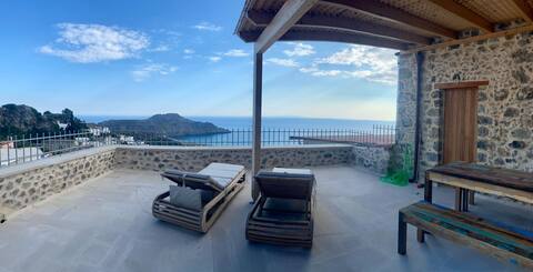 Meraki - Luxury apartment Lena with sea view/pool