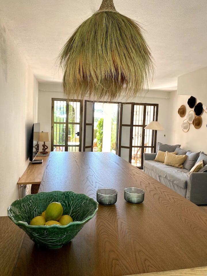 Casa Frivola In Marbella - Marbella