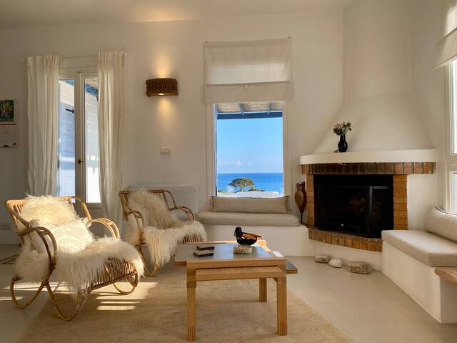 maison cycladique face à la mer gallery image 4