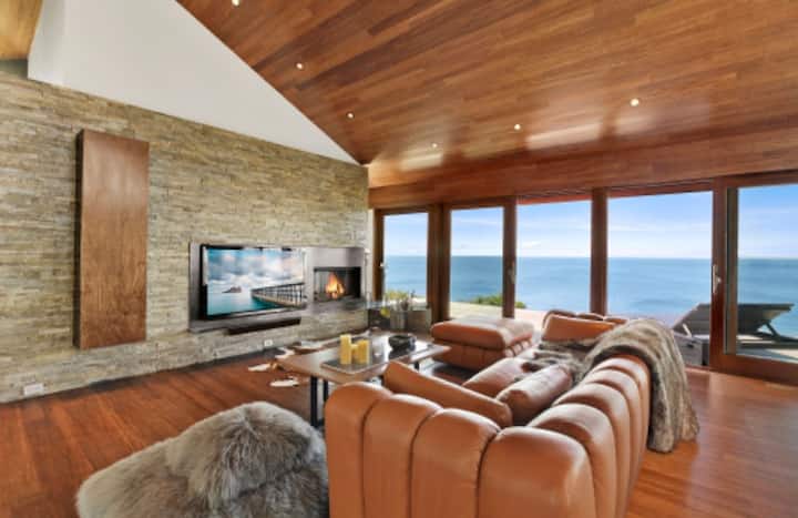 Serene Sanctuary On The Long Island Sound - Hamptons, NY
