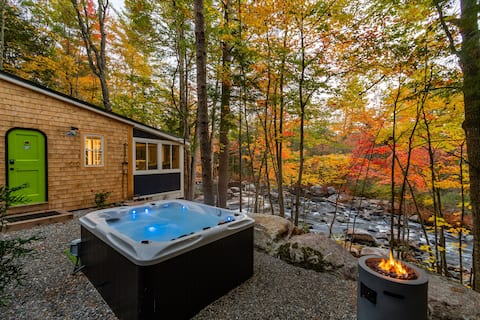 Glass Wall Waterfront Hot Tub Fireplace Tiny Home