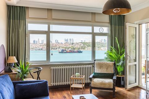 Cozy home with a blue Bosphorus view