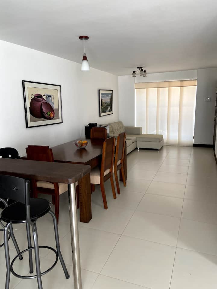 Casa En La Ceja Con Parqueadero Privado - La Ceja