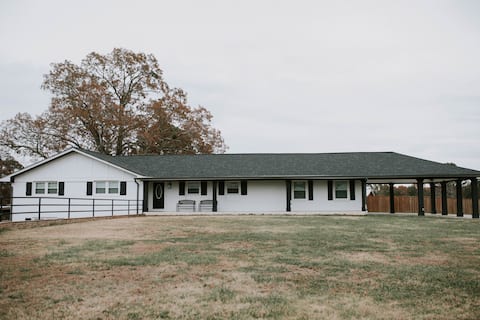 5 bedroom, 4 bath, 2 kitchen cabin style living.