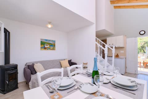 Top performing Airbnb: Annamaria Sea House @Lučica, A Paradise on Earth in Sveti Jakov
