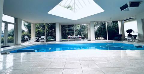 Sarovar Holidays - 6 bedroom luxurious villa ...