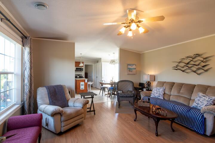 3bedroom cottage beside prestigious Aboiteau Beach gallery image 2