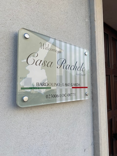 A small bijoux within walking distance of Lake Garda