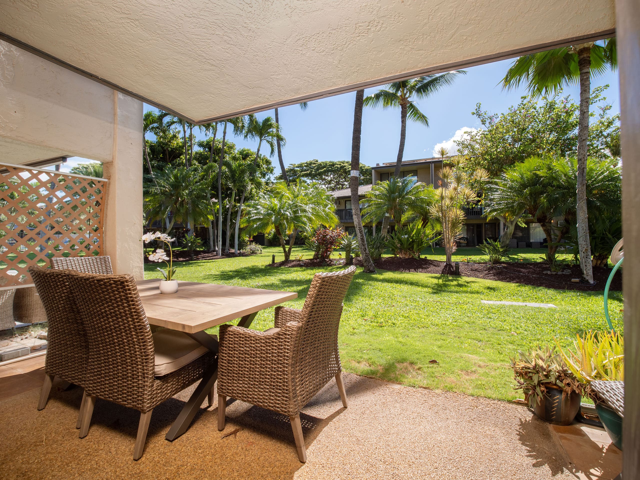 Condo in Kihei · ★4.88 · 1 bedroom · 2 beds · 1 bath - Image 14