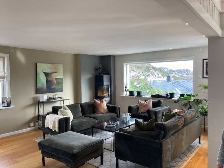 Enebolig Med Stor Hage Nært Bergen - Bergen