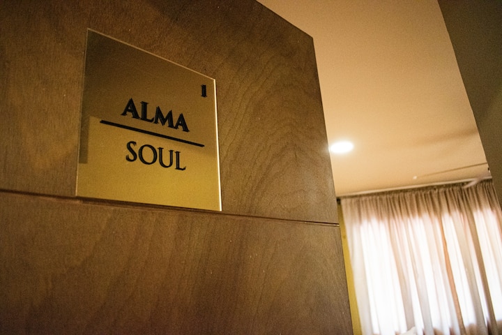 En nuestra habitación Alma encontrarás un espacio que te ayudará a purificar tu interior. 