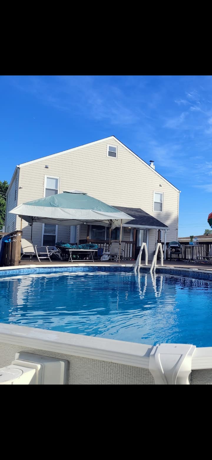 Home Sweet Home Vacation Chateau Houses for Rent in Essex, Maryland