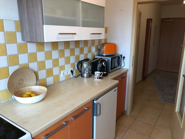 Eine Wohnung Mit Weitblick Im  11. Stock - Siegburg