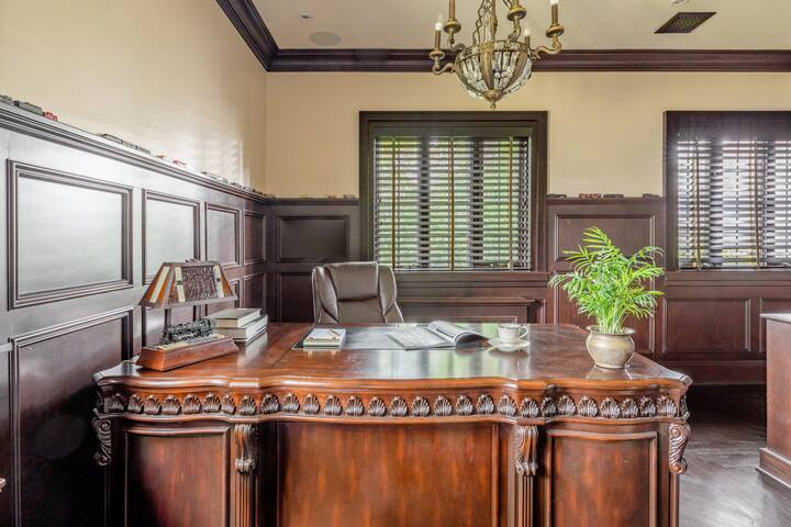 “The Godfather” Mansion gallery image 5