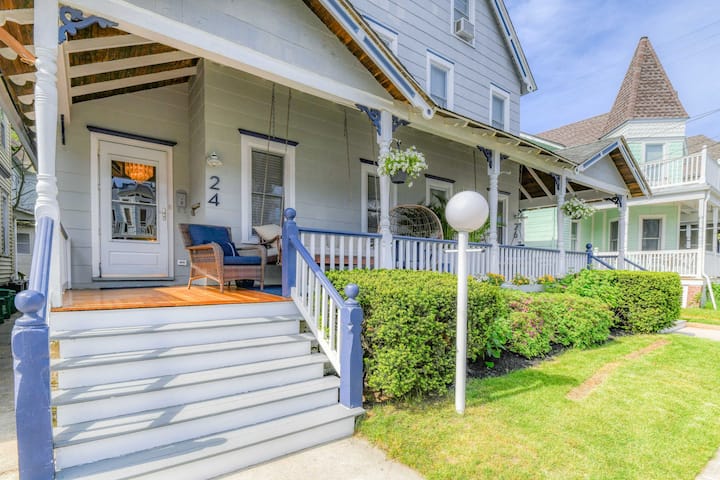 2nd Beach Block 5 Bd 4 bath now-Aug 3 av discount!