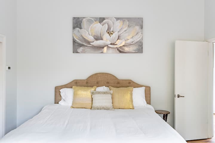 Light & Airy Beach Casita – Santa Barbara Retreat - Santa Barbara, CA